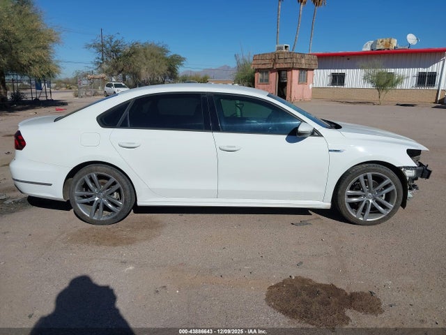 1VWAA7A34JC048164 Volkswagen Passat 2.0t R-line/2.0t S