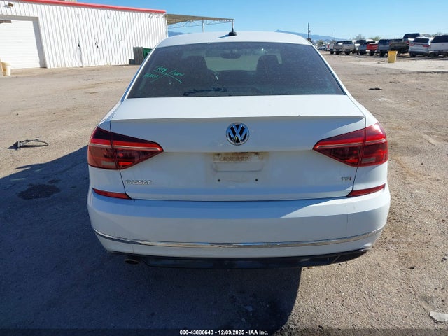 1VWAA7A34JC048164 Volkswagen Passat 2.0t R-line/2.0t S