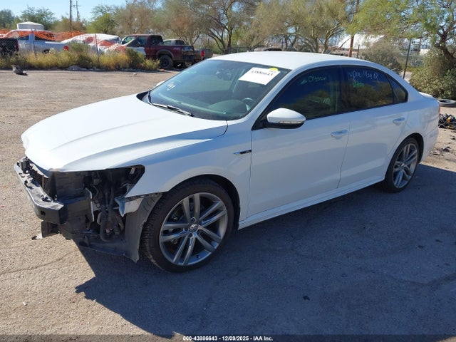 1VWAA7A34JC048164 Volkswagen Passat 2.0t R-line/2.0t S