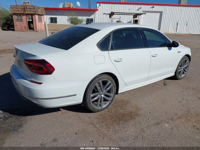 1VWAA7A34JC048164 Volkswagen Passat 2.0t R-line/2.0t S