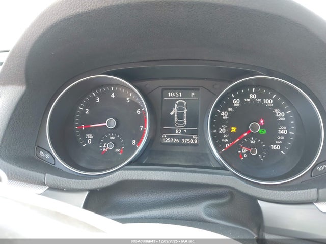1VWAA7A34JC048164 Volkswagen Passat 2.0t R-line/2.0t S