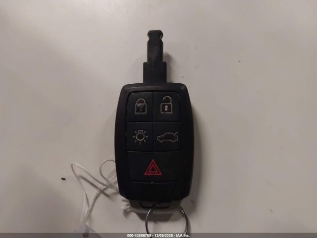 2013 VOLVO C70 YV1672MC5DJ140674 Photo 10