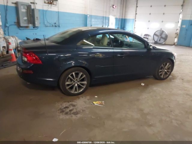 2013 VOLVO C70 YV1672MC5DJ140674 Photo 3