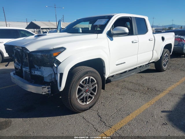 2024 Toyota Tacoma მანქანა იყიდება აუქციონზე, vin: 3TMLB5JN7RM070989, აუქციონის ნომერი: 43886729