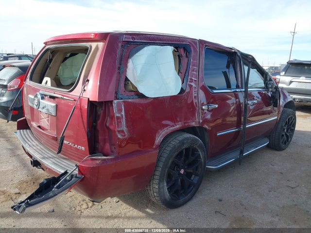 2010 CADILLAC ESCALADE 1GYUKBEF9AR154198 Photo 3