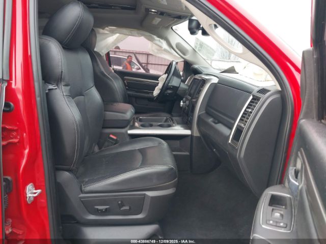2017 RAM 1500 1C6RR7MT8HS754619 Photo 4