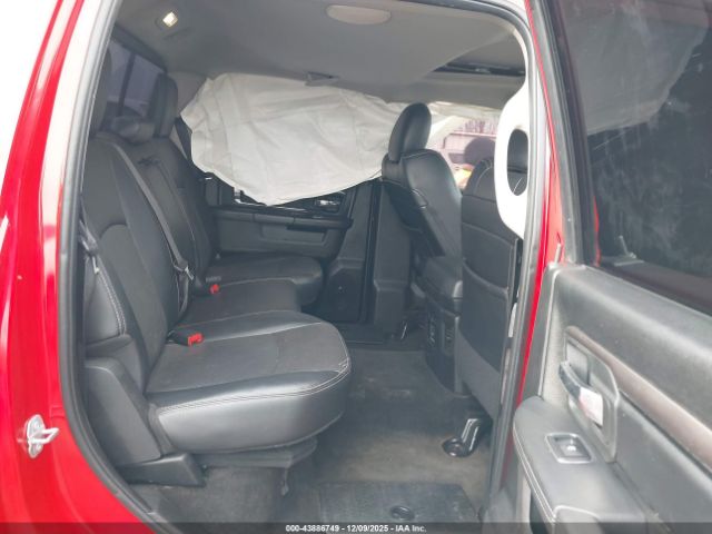 2017 RAM 1500 1C6RR7MT8HS754619 Photo 7