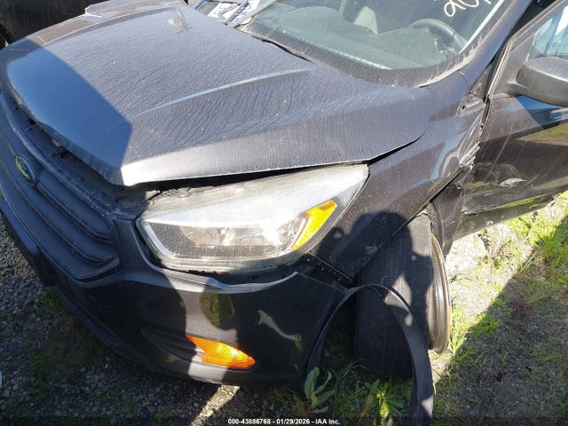 Ford ESCAPE S 2017 1FMCU0F7XHUB21785 Image 2