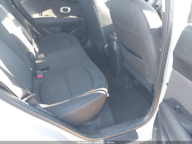 KNDJP3A59G7865014 KIA SOUL +