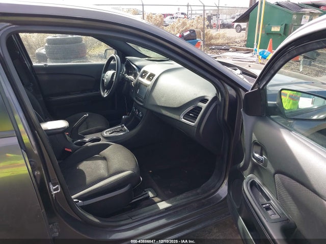 1C3CDZAB7EN228775 Dodge AVENGER SE