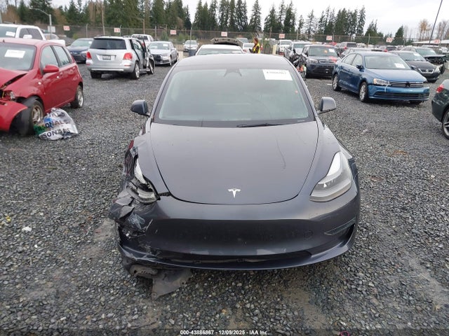 2023 Tesla Model 3 Rear-wheel Drive მანქანა იყიდება აუქციონზე, vin: 5YJ3E1EA8PF398415, აუქციონის ნომერი: 43886867