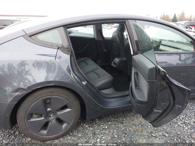 2023 Tesla Model 3 Rear-wheel Drive მანქანა იყიდება აუქციონზე, vin: 5YJ3E1EA8PF398415, აუქციონის ნომერი: 43886867