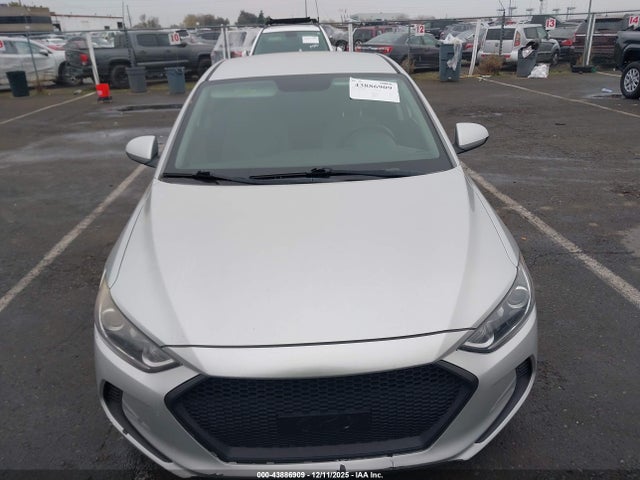 Hyundai Elantra 2017 5NPD84LF5HH091024 Image 11