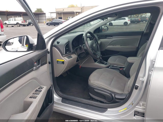Hyundai Elantra 2017 5NPD84LF5HH091024 Image 5