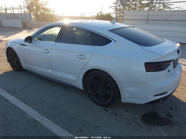 2018 AUDI A5 WAUENCF52JA118331 Photo 2