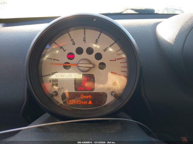 2013 MINI COUNTRYMAN WMWZC5C51DWM16075 Photo 6