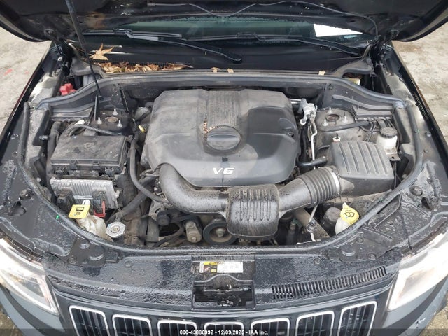 Jeep Grand Cherokee Laredo 2014 1C4RJFAG8EC272028 Image 10