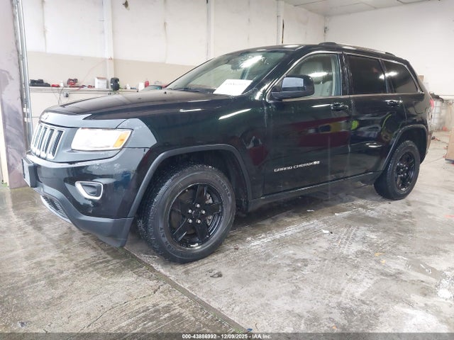 Jeep Grand Cherokee Laredo 2014 1C4RJFAG8EC272028 Image 2