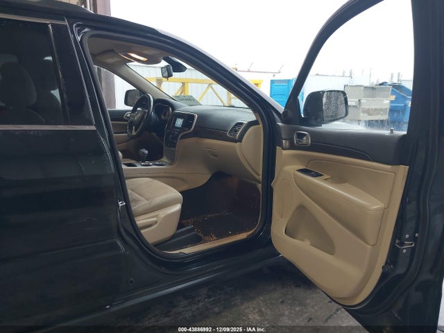 Jeep Grand Cherokee Laredo 2014 1C4RJFAG8EC272028 Image 5