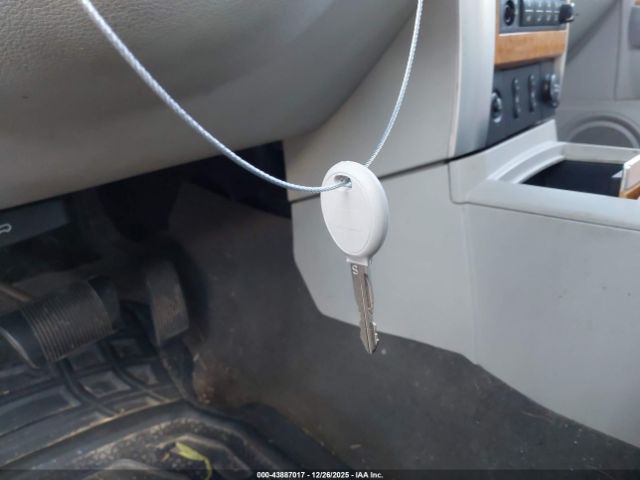 2008 CHRYSLER ASPEN 1A8HW582X8F129837 Photo 10