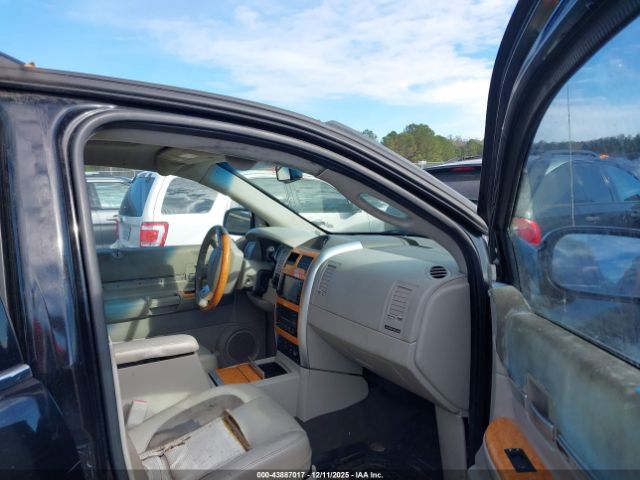 2008 CHRYSLER ASPEN 1A8HW582X8F129837 Photo 4