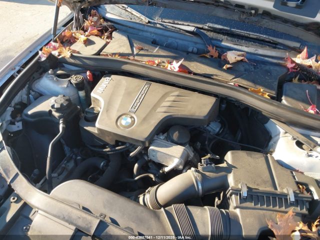 2013 BMW X1 WBAVM1C52DVW43480 Photo 9