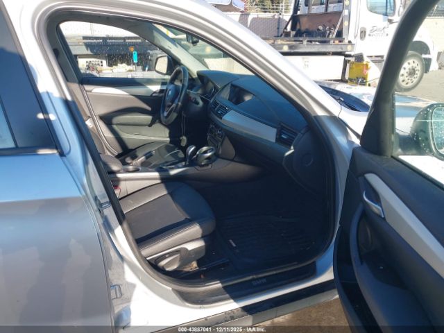 2013 BMW X1 WBAVM1C52DVW43480 Photo 4