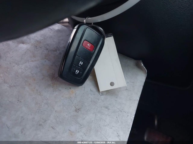 JTDKARFU7G3006567 Toyota Prius Three Touring