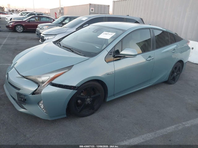 JTDKARFU7G3006567 Toyota Prius Three Touring