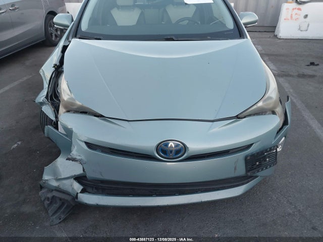 JTDKARFU7G3006567 Toyota Prius Three Touring