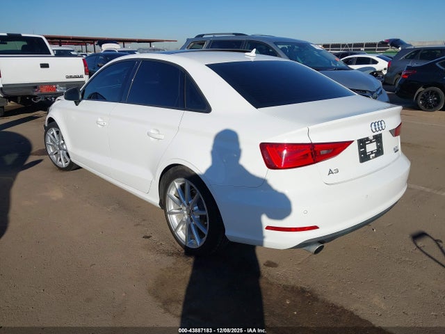 2016 AUDI A3 WAUB8GFF0G1107122 Photo 2