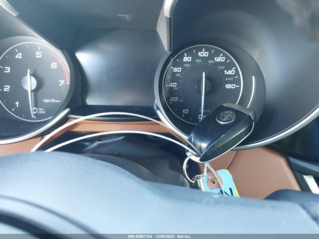 2021 ALFA ROMEO GIULIA ZARFANBN3M7641062 Photo 10