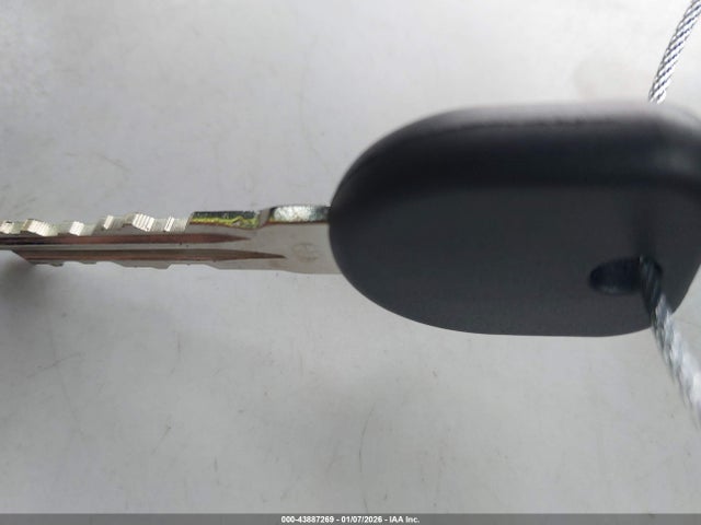 2010 CADILLAC DTS 1G6KD5EY5AU101122 Photo 10