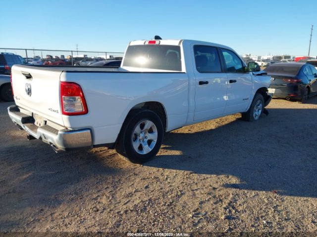 2024 RAM 1500 1C6SRFMT3RN146809 Photo 3