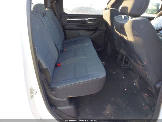 2024 RAM 1500 1C6SRFMT3RN146809 Photo 7