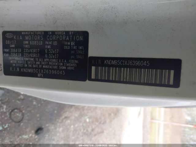 2018 KIA SEDONA KNDMB5C1XJ6396045 Photo 8