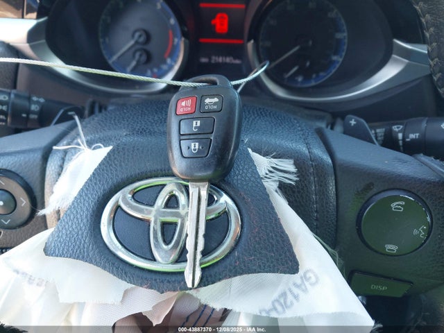 Продажа на аукционе авто 2014 Toyota Corolla S Plus, vin: 2T1BURHE3EC014358, номер лота: 43887370