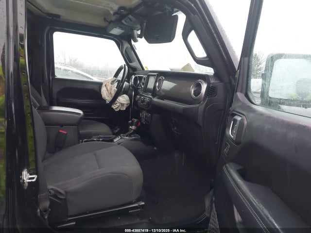 2020 JEEP WRANGLER UNLIMITED 1C4HJXENXLW206716 Photo 4