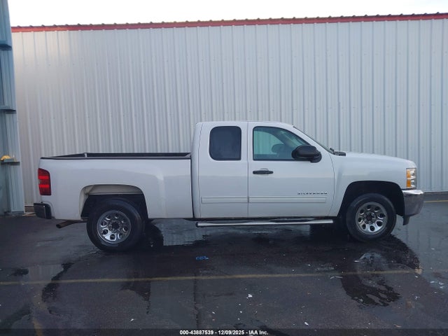 43887539 :رقم المزاد ، 1GCRCSEA4DZ211148 vin ، 2013 Chevrolet Silverado 1500 Lt مزاد بيع