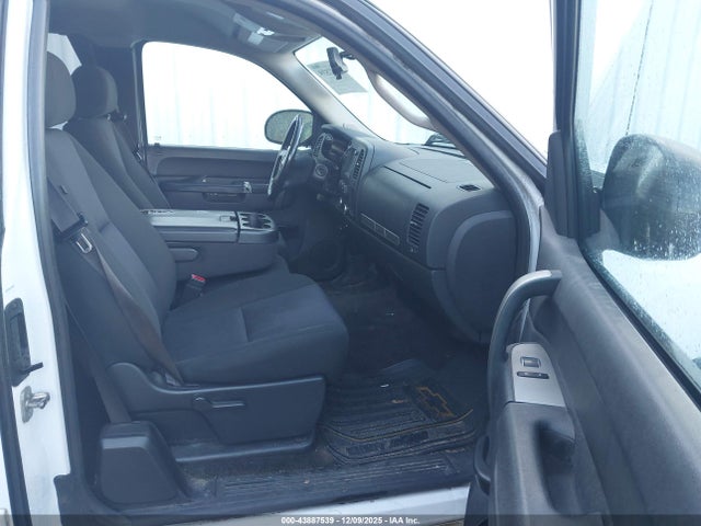 43887539 :رقم المزاد ، 1GCRCSEA4DZ211148 vin ، 2013 Chevrolet Silverado 1500 Lt مزاد بيع