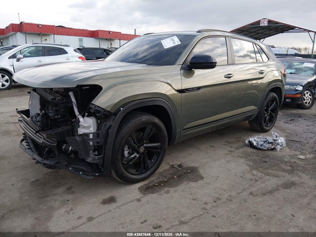 Продаж на аукціоні авто 2025 Volkswagen Atlas Cross Sport 2.0t Sel R-line Black, vin: 1V2AE2CA4SC223843, номер лоту: 43887646