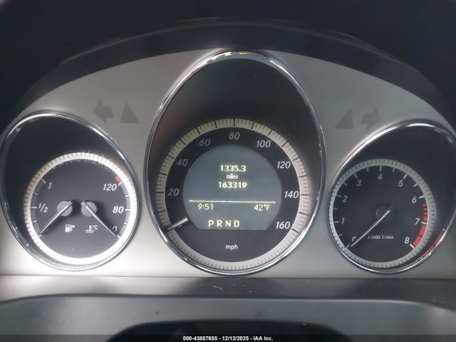 2009 Mercedes-benz C 300 Luxury/sport მანქანა იყიდება აუქციონზე, vin: WDDGF54X99R083010, აუქციონის ნომერი: 43887655