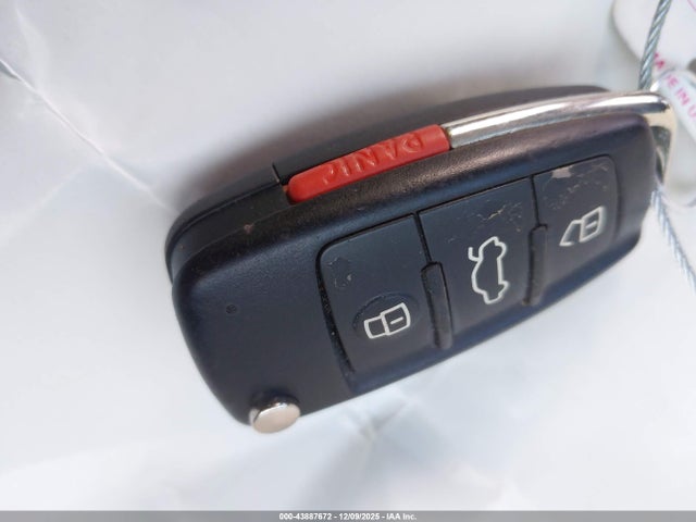 2017 AUDI A3 WAUAUGFF2H1055372 Photo 10