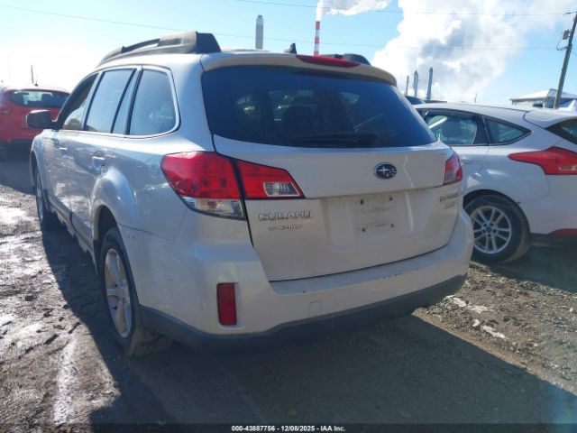 2014 SUBARU OUTBACK 4S4BRBCCXE3290068 Photo 2