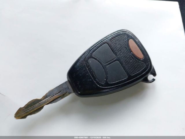 2005 JEEP LIBERTY 1J4GL38KX5W592888 Photo 10