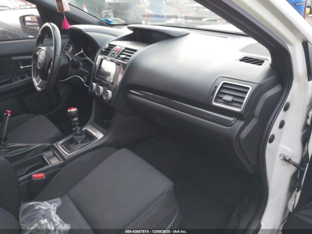 2015 SUBARU WRX JF1VA1A60F9800979 Photo 4