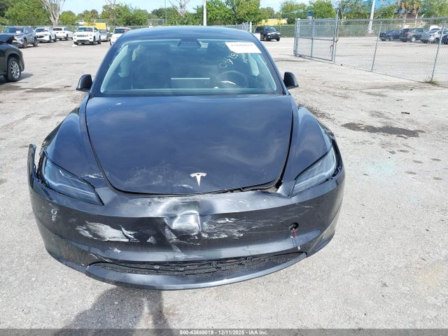 2025 TESLA MODEL 3 5YJ3E1EA6SF046281 Photo 5