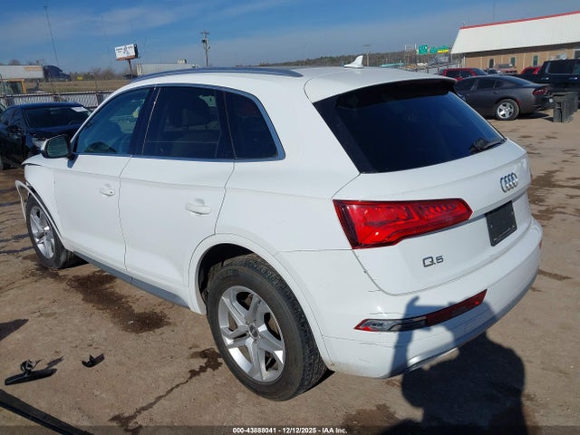 2019 AUDI Q5 WA1ANAFY6K2016410 Photo 2