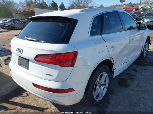 2019 AUDI Q5 WA1ANAFY6K2016410 Photo 3