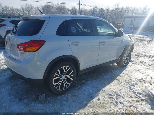 2016 MITSUBISHI OUTLANDER SPORT JA4AR3AWXGZ030833 Photo 3